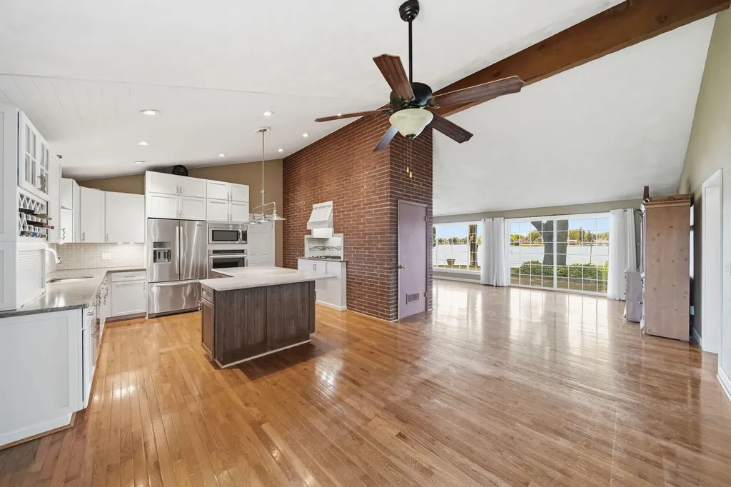 188 Hawthorne Drive Columbia Township MI 49230