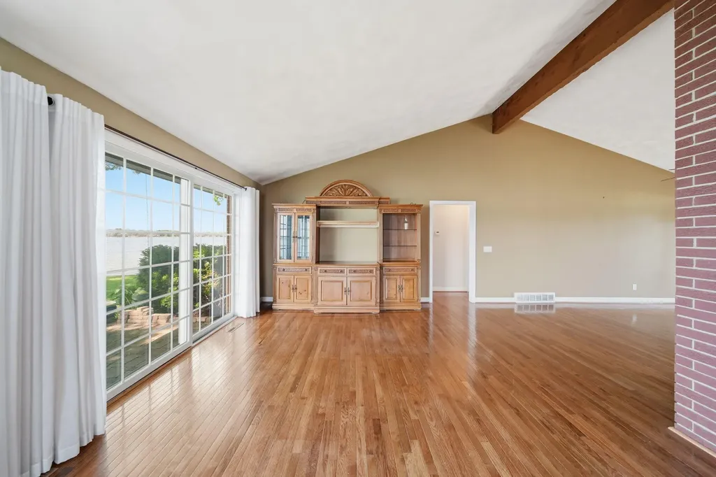188 Hawthorne Drive Columbia Township MI 49230