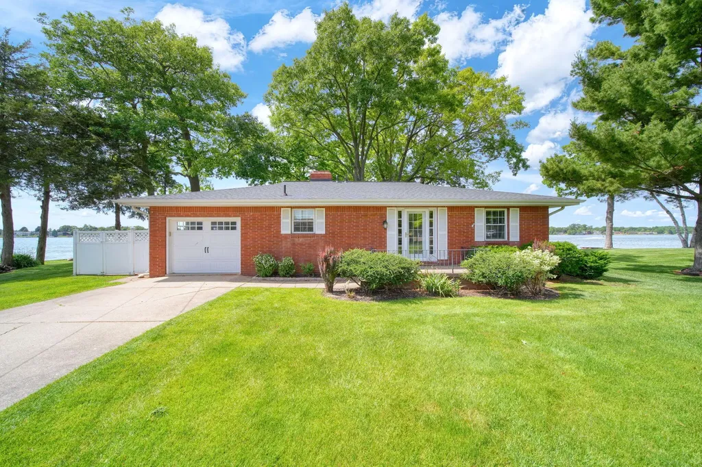 188 Hawthorne Drive Columbia Township MI 49230