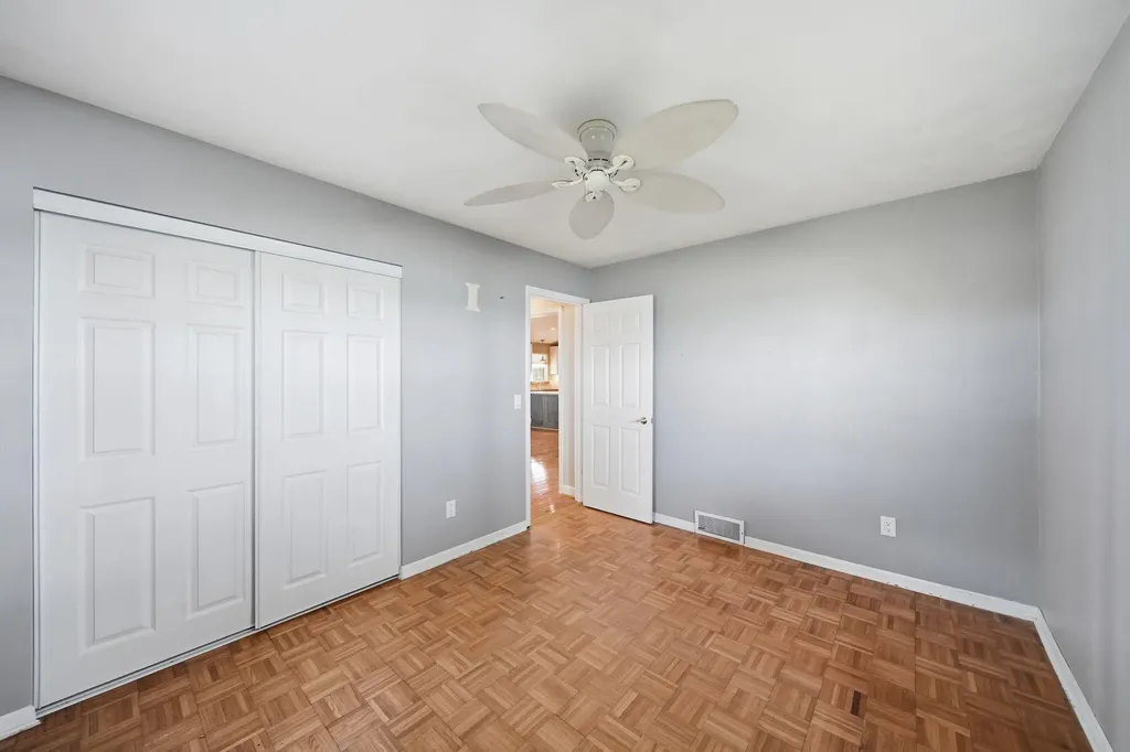 188 Hawthorne Drive Columbia Township MI 49230