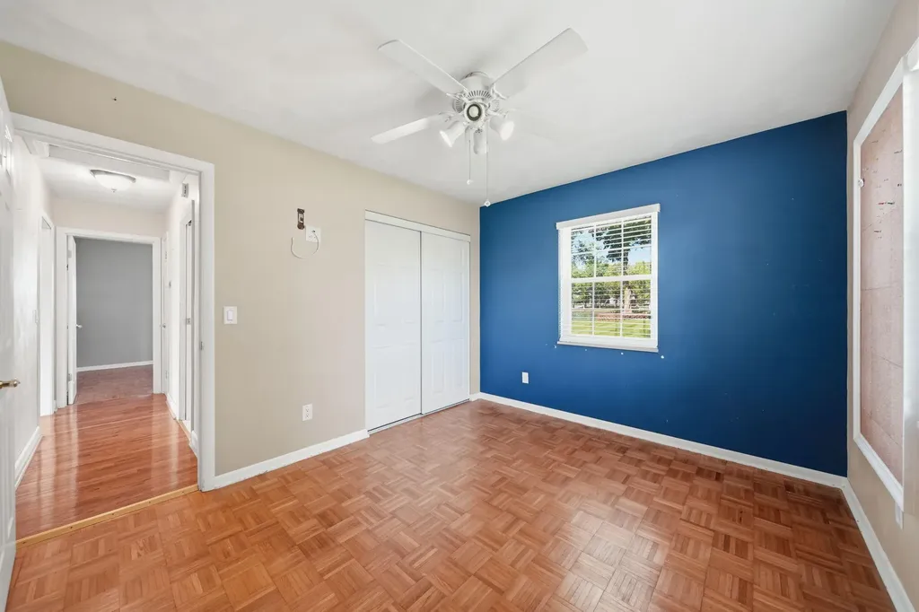 188 Hawthorne Drive Columbia Township MI 49230