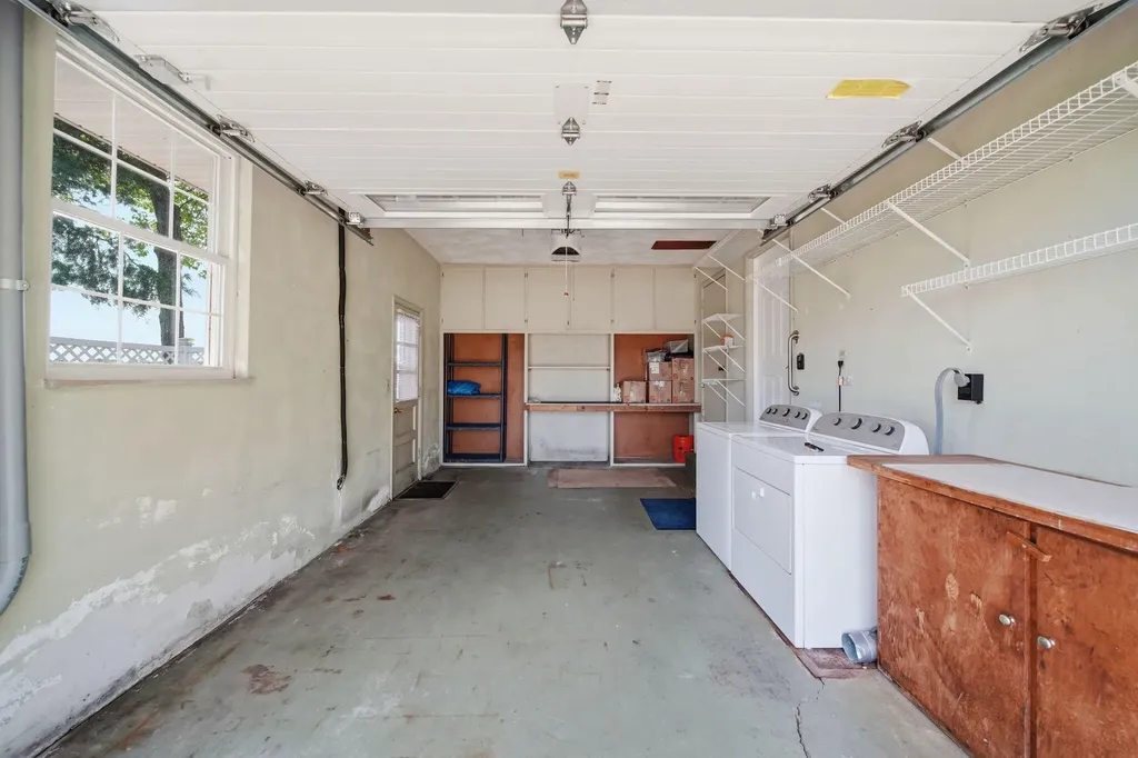 188 Hawthorne Drive Columbia Township MI 49230