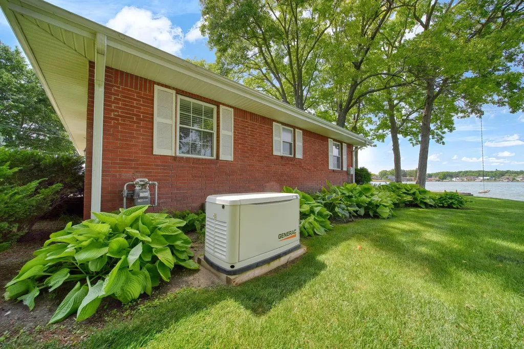 188 Hawthorne Drive Columbia Township MI 49230