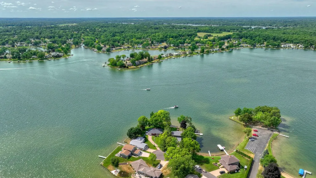 188 Hawthorne Drive Columbia Township MI 49230