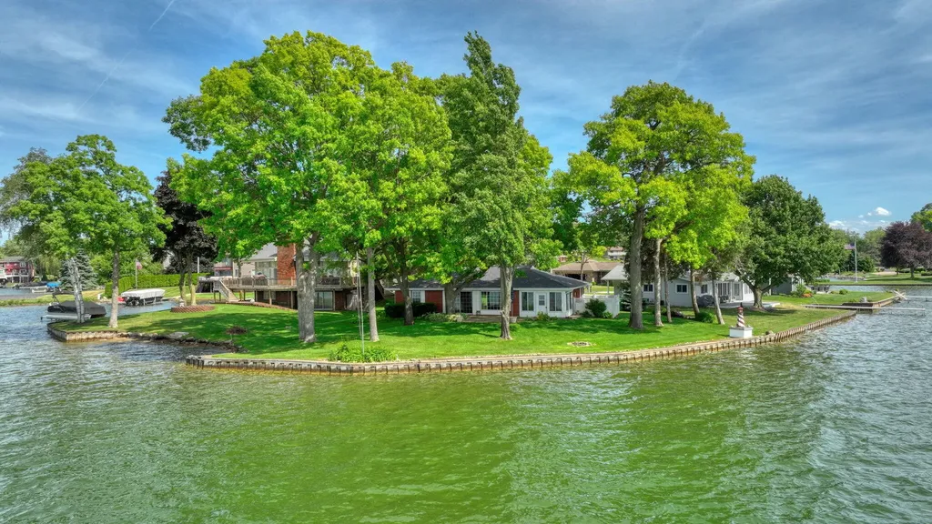 188 Hawthorne Drive Columbia Township MI 49230