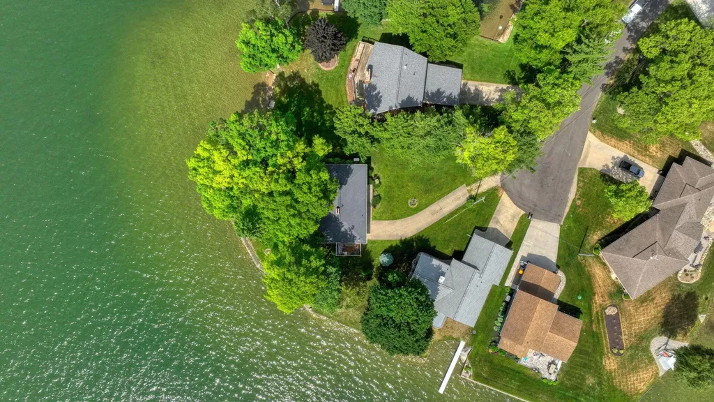 188 Hawthorne Drive Columbia Township MI 49230