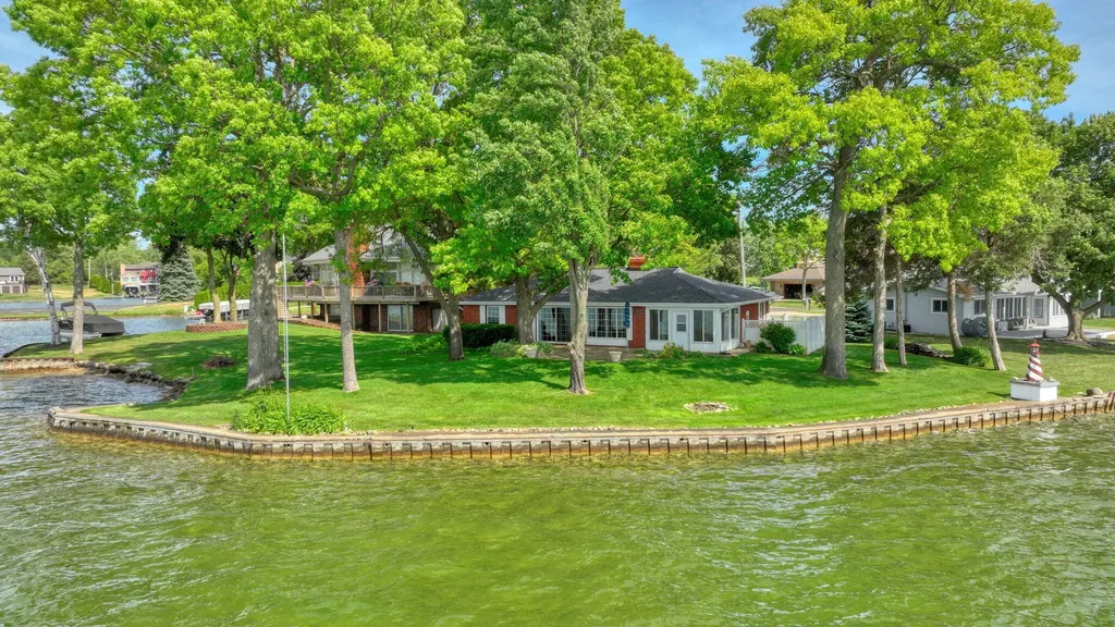 188 Hawthorne Drive Columbia Township MI 49230