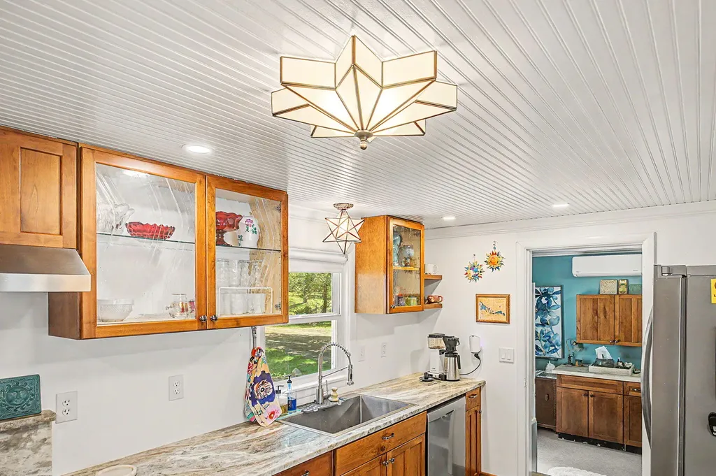 8565 Oakwood Court Napoleon Township MI 49201