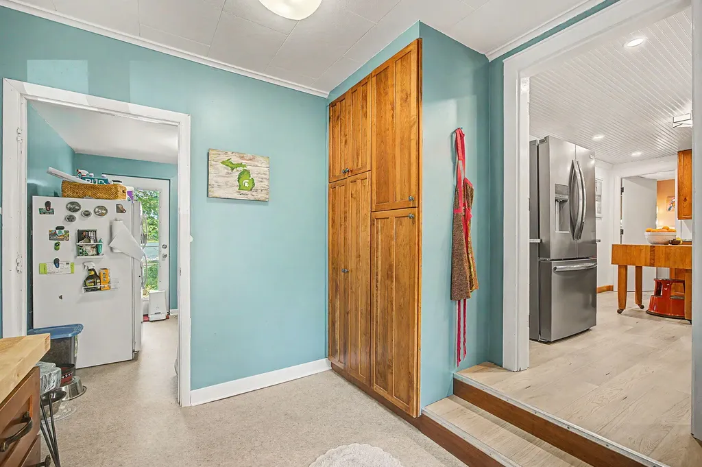 8565 Oakwood Court Napoleon Township MI 49201