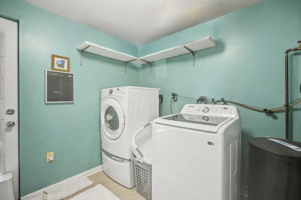 8565 Oakwood Court Napoleon Township MI 49201