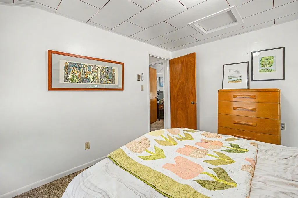 8565 Oakwood Court Napoleon Township MI 49201