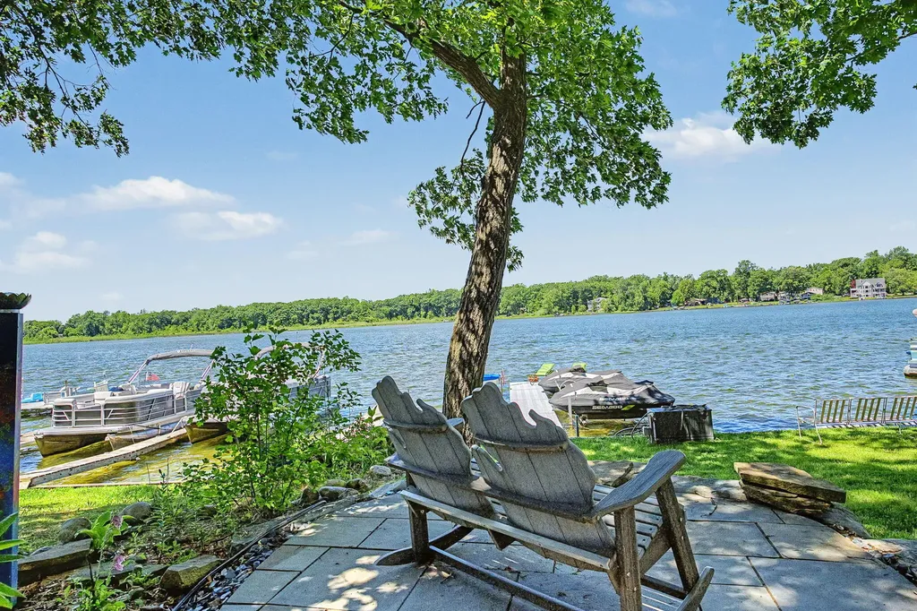 8565 Oakwood Court Napoleon Township MI 49201