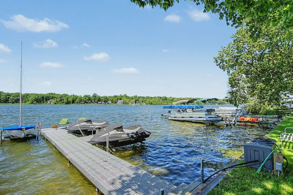 8565 Oakwood Court Napoleon Township MI 49201