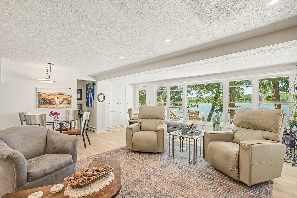 8565 Oakwood Court Napoleon Township MI 49201
