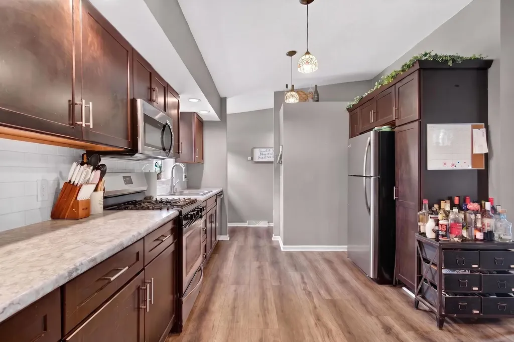 1990 Oak Leaf Drive Adrian Township MI 49221