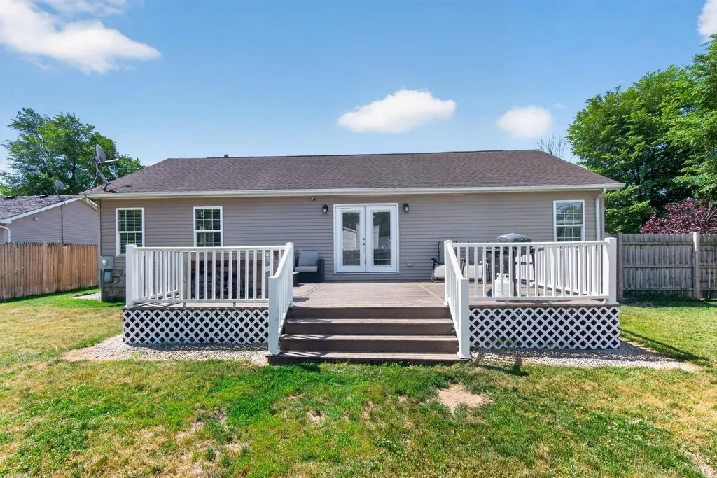 1990 Oak Leaf Drive Adrian Township MI 49221