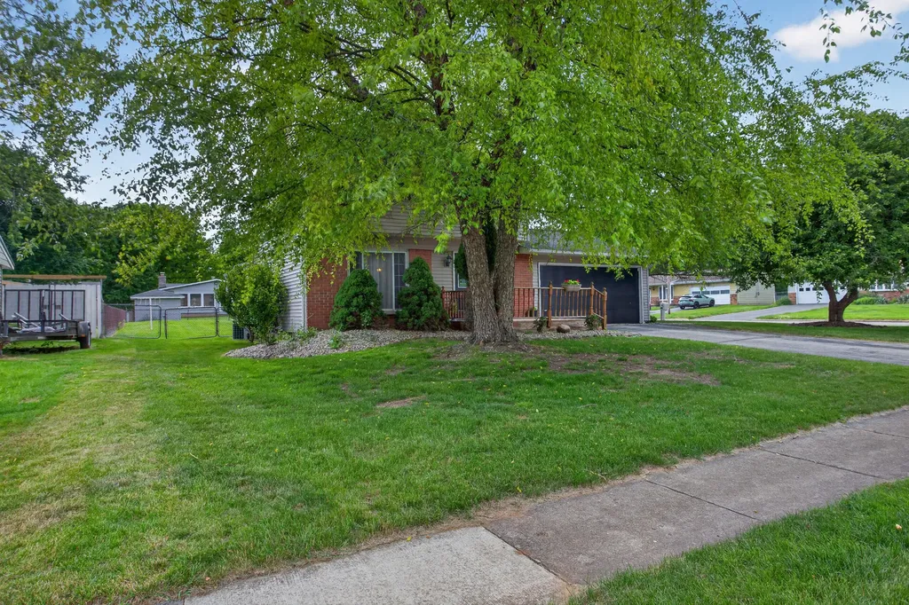 3324 Blue Lane Summit Township MI 49203