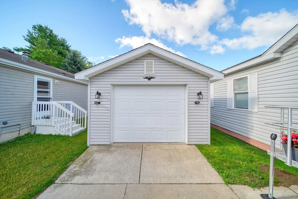 1076 Cambry Circle Grass Lake Charter Township MI 49240