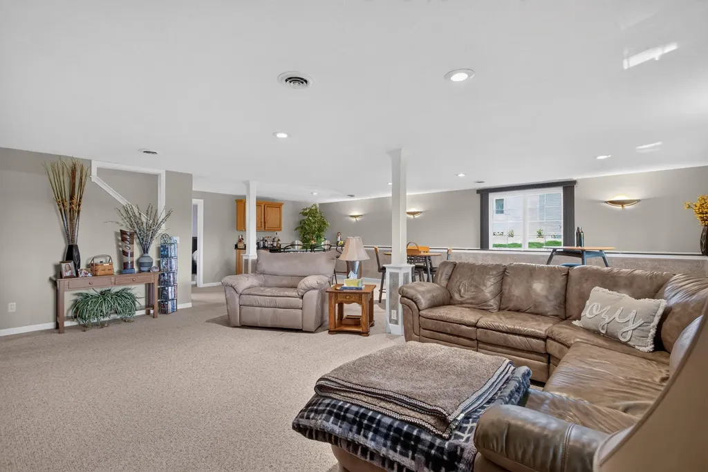 4215 Aspen Way Blackman Charter Township MI 49201