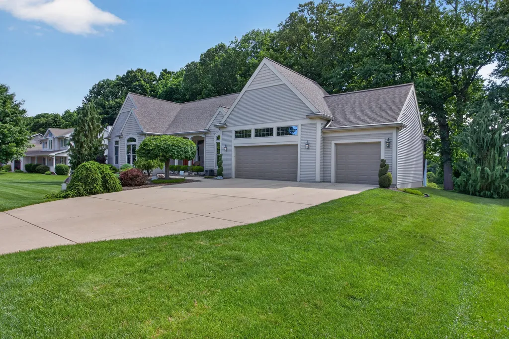 4215 Aspen Way Blackman Charter Township MI 49201