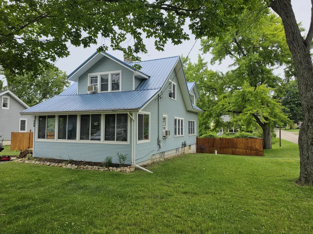 122 High Street Rives Township MI 49277