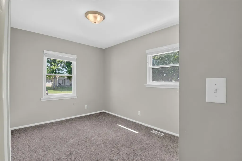 5605 Holly Drive Leoni Township MI 49201