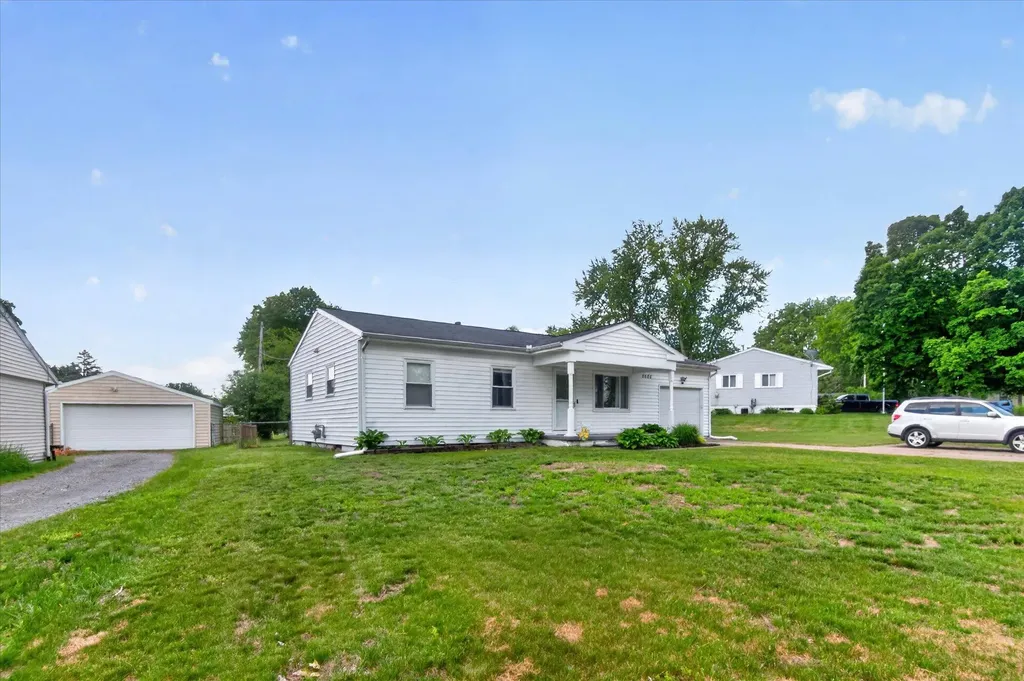 5605 Holly Drive Leoni Township MI 49201