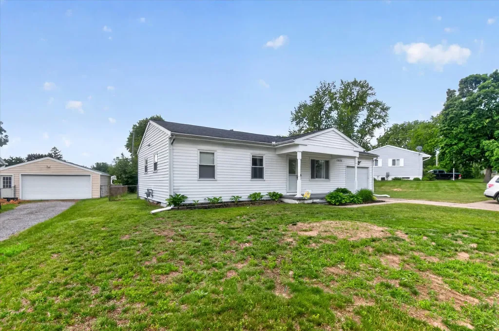 5605 Holly Drive Leoni Township MI 49201