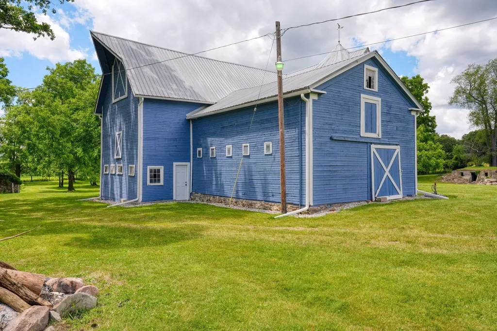 208 Glasgow Road Sandstone Township MI 49201