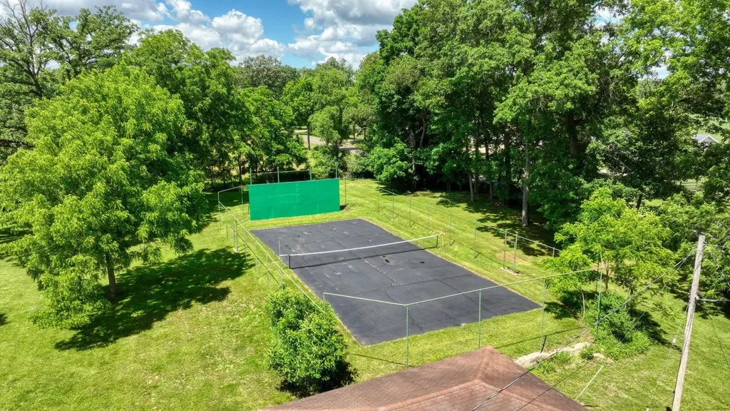 208 Glasgow Road Sandstone Township MI 49201