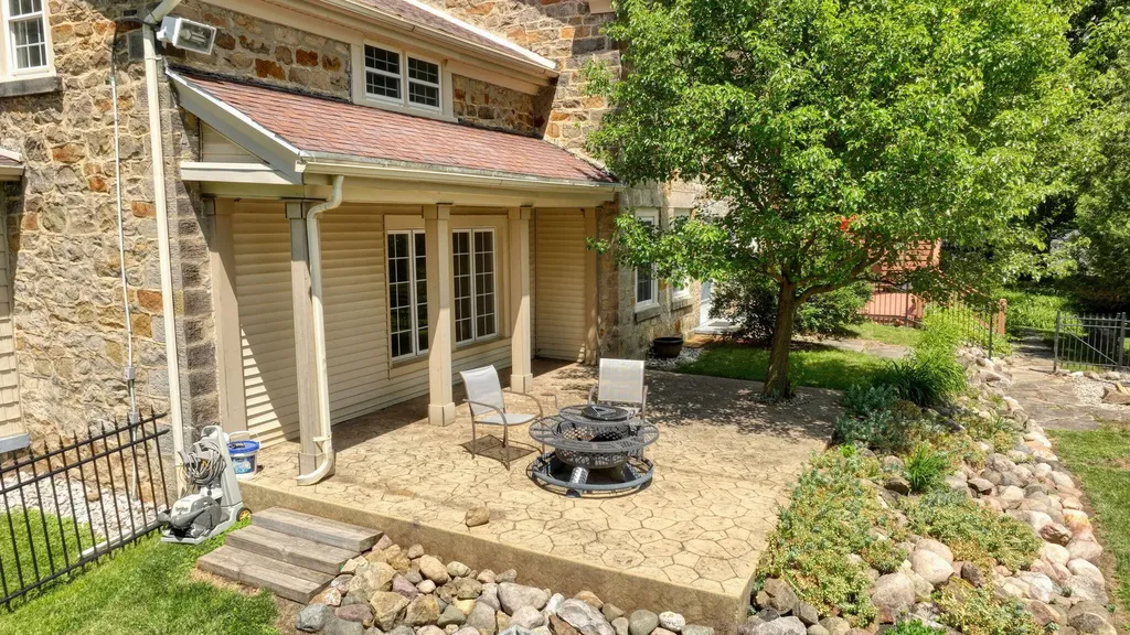 208 Glasgow Road Sandstone Township MI 49201