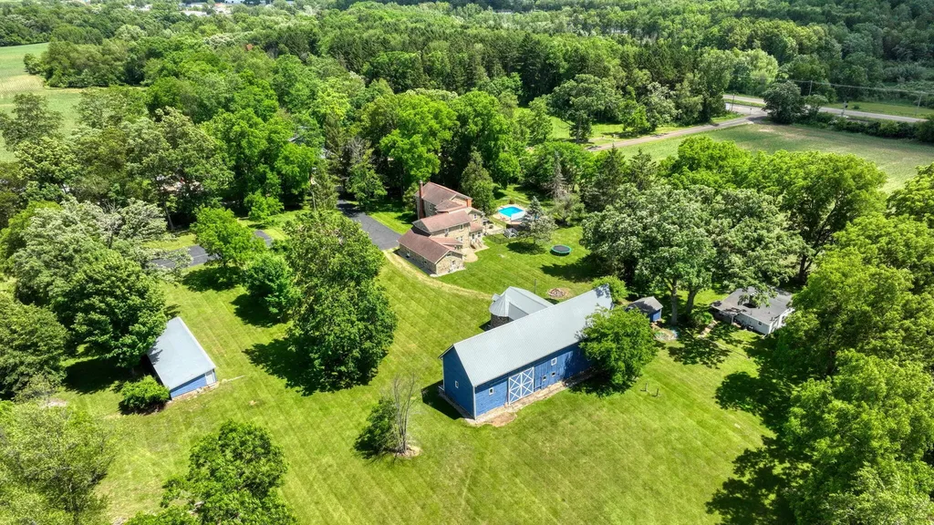 208 Glasgow Road Sandstone Township MI 49201