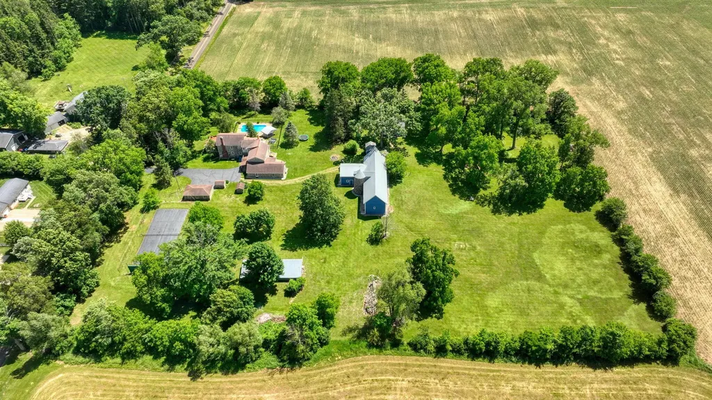 208 Glasgow Road Sandstone Township MI 49201