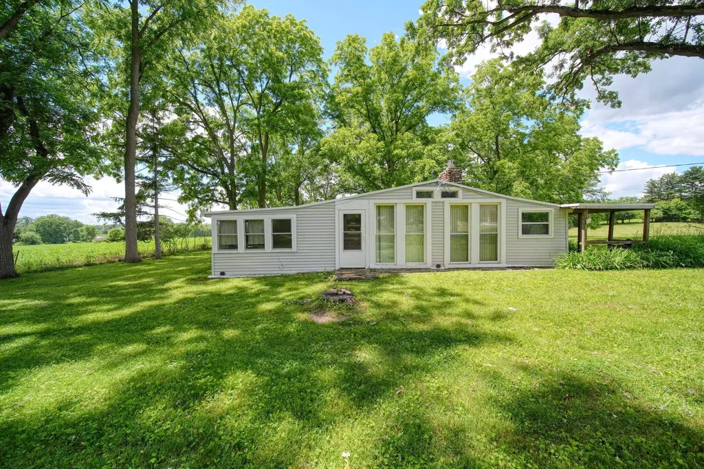 208 Glasgow Road Sandstone Township MI 49201