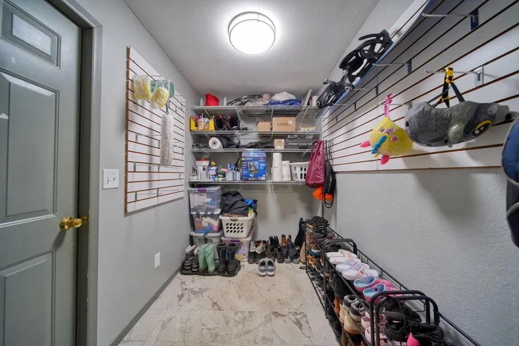 6727 Rives Junction Road Blackman Charter Township MI 49201