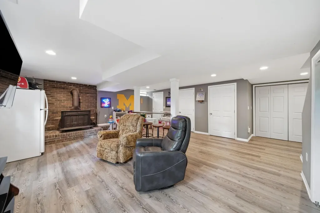 6727 Rives Junction Road Blackman Charter Township MI 49201