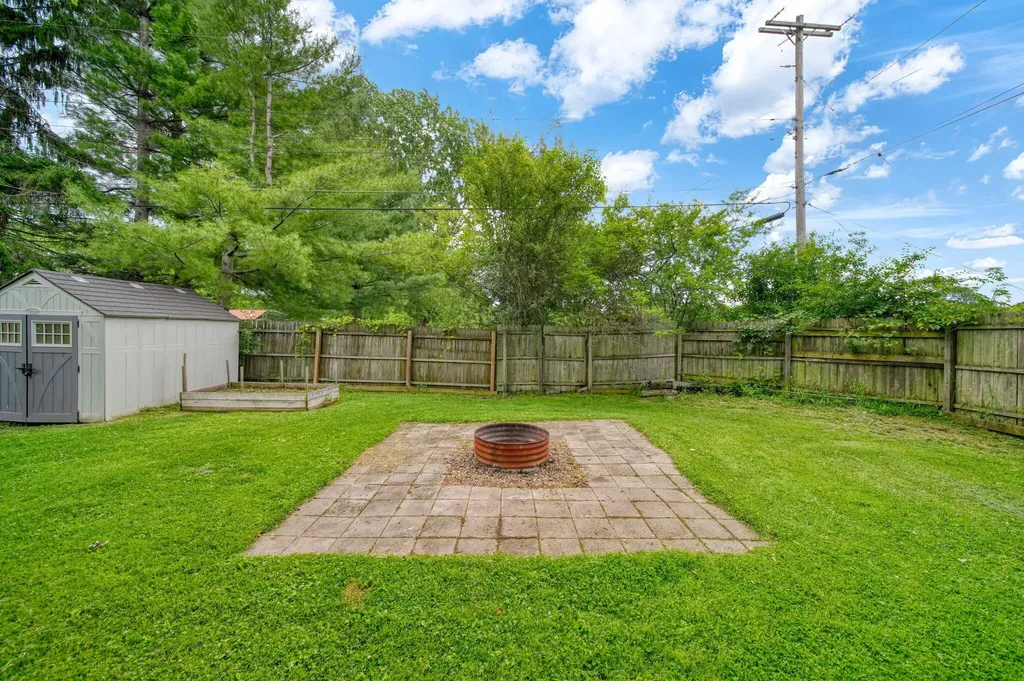 6727 Rives Junction Road Blackman Charter Township MI 49201
