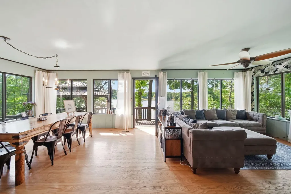 192 Eastshore Drive Unknown City MI 49249