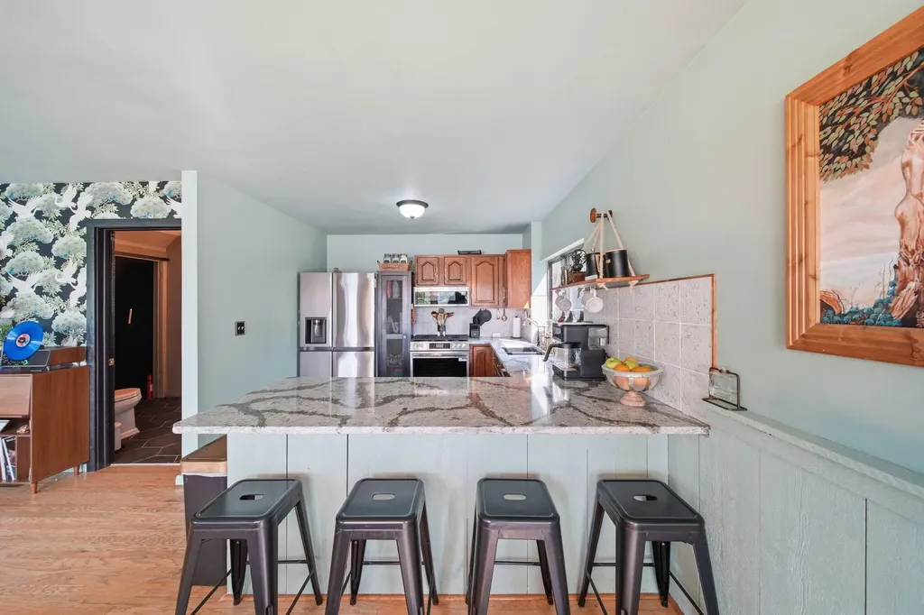 192 Eastshore Drive Unknown City MI 49249