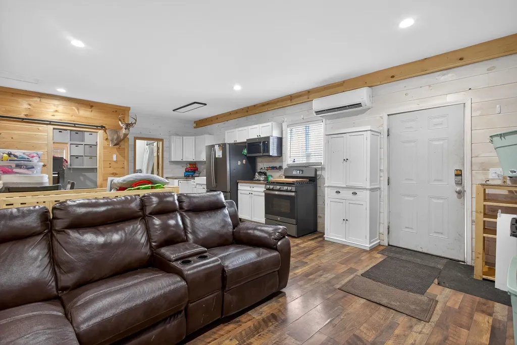 1284 Maple Grove Road Rives Township MI 49201