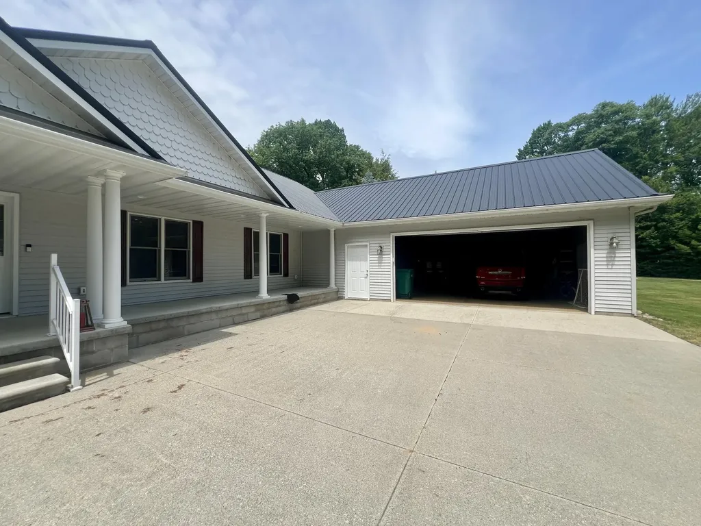 131 Indian Oaks Trail Denton Township MI 48651
