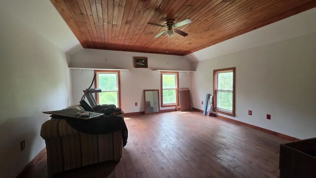 17281 Ely Road Manchester Township MI 48158
