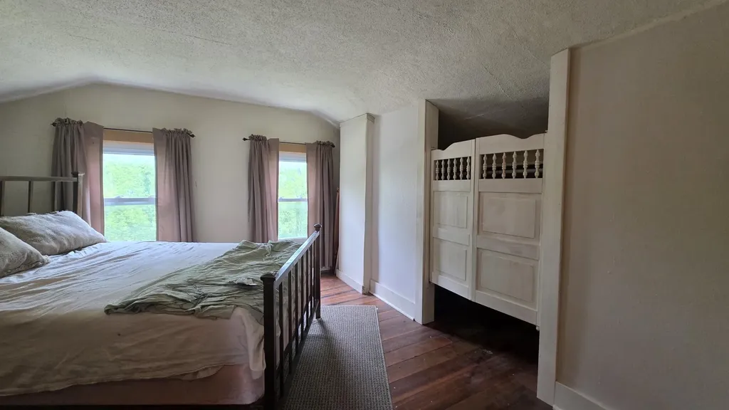 17281 Ely Road Manchester Township MI 48158