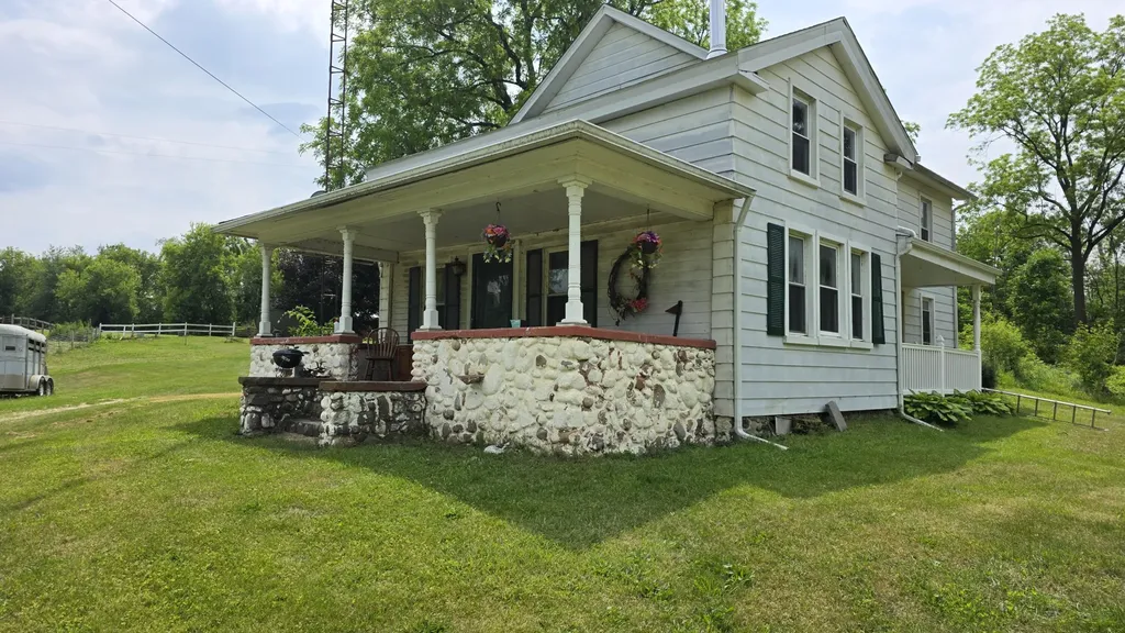 17281 Ely Road Manchester Township MI 48158