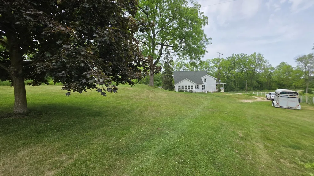 17281 Ely Road Manchester Township MI 48158