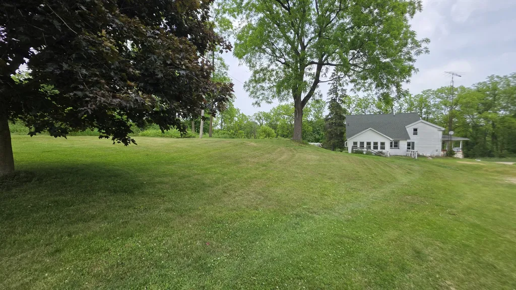 17281 Ely Road Manchester Township MI 48158