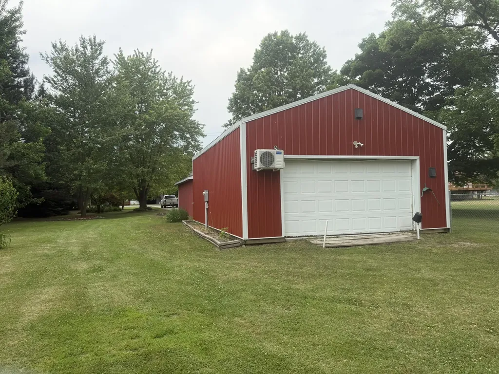 283 East Avenue Napoleon Township MI 49261