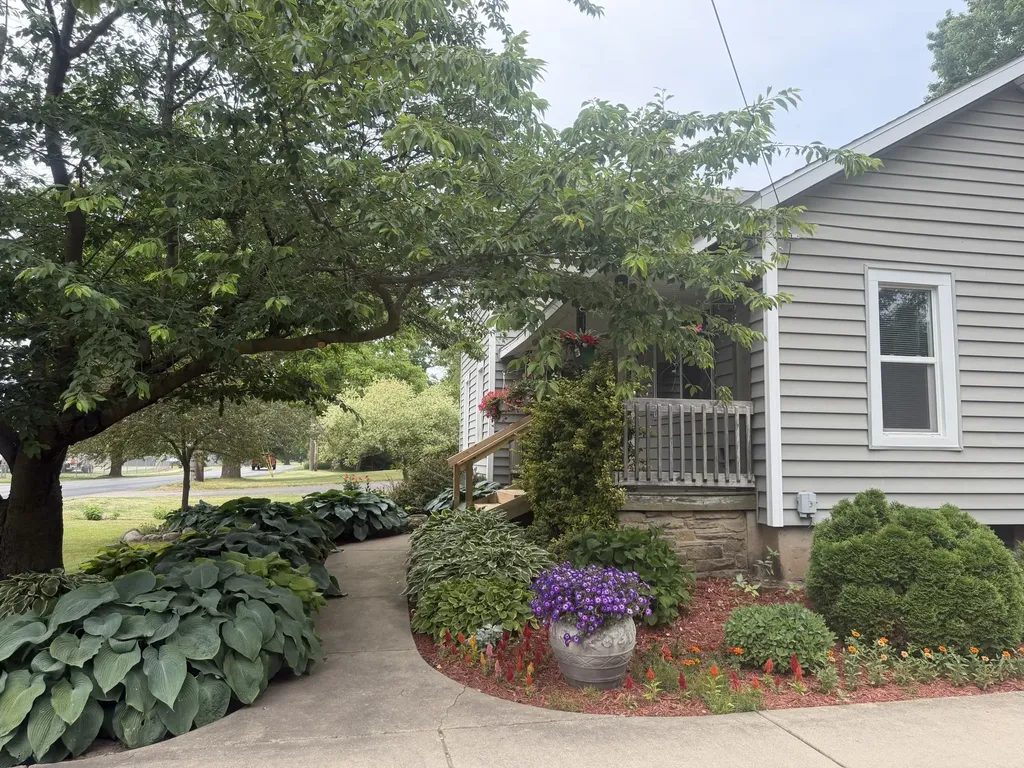 283 East Avenue Napoleon Township MI 49261