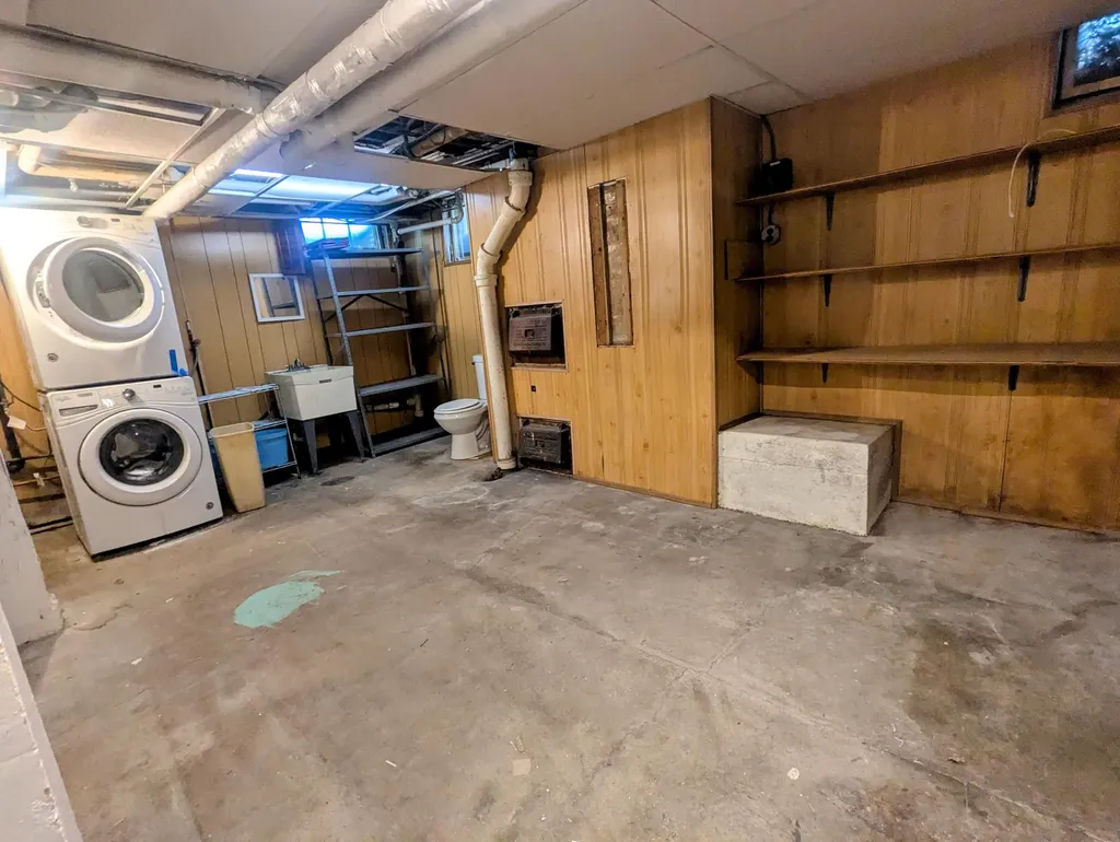 115 S Higby Street Jackson City MI 49203