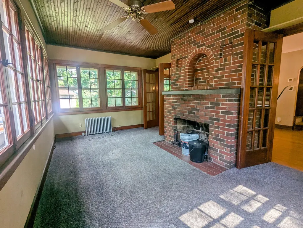 115 S Higby Street Jackson City MI 49203